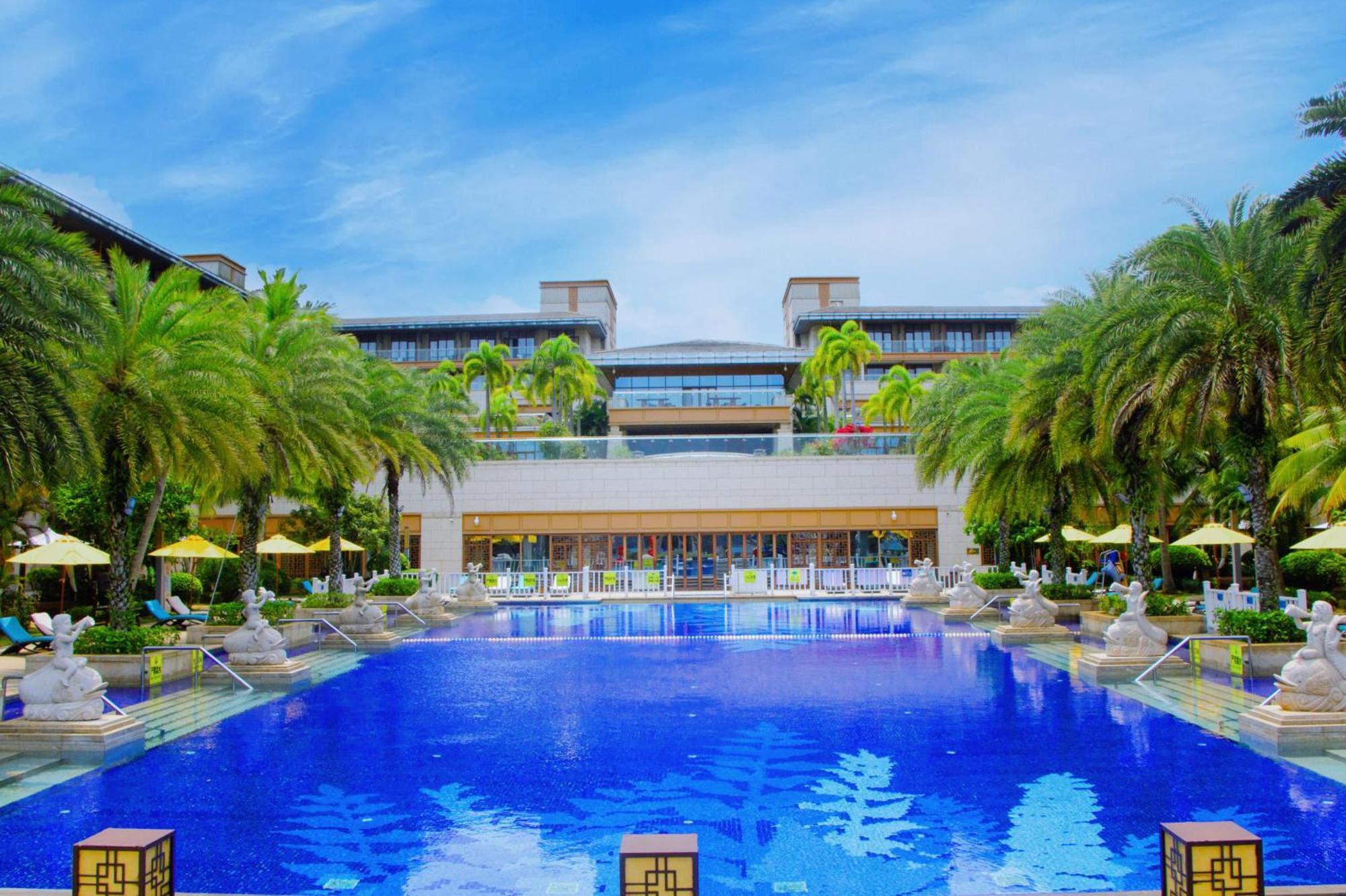 Wyndham Grand Plaza Royale Wenchang Bagian luar foto