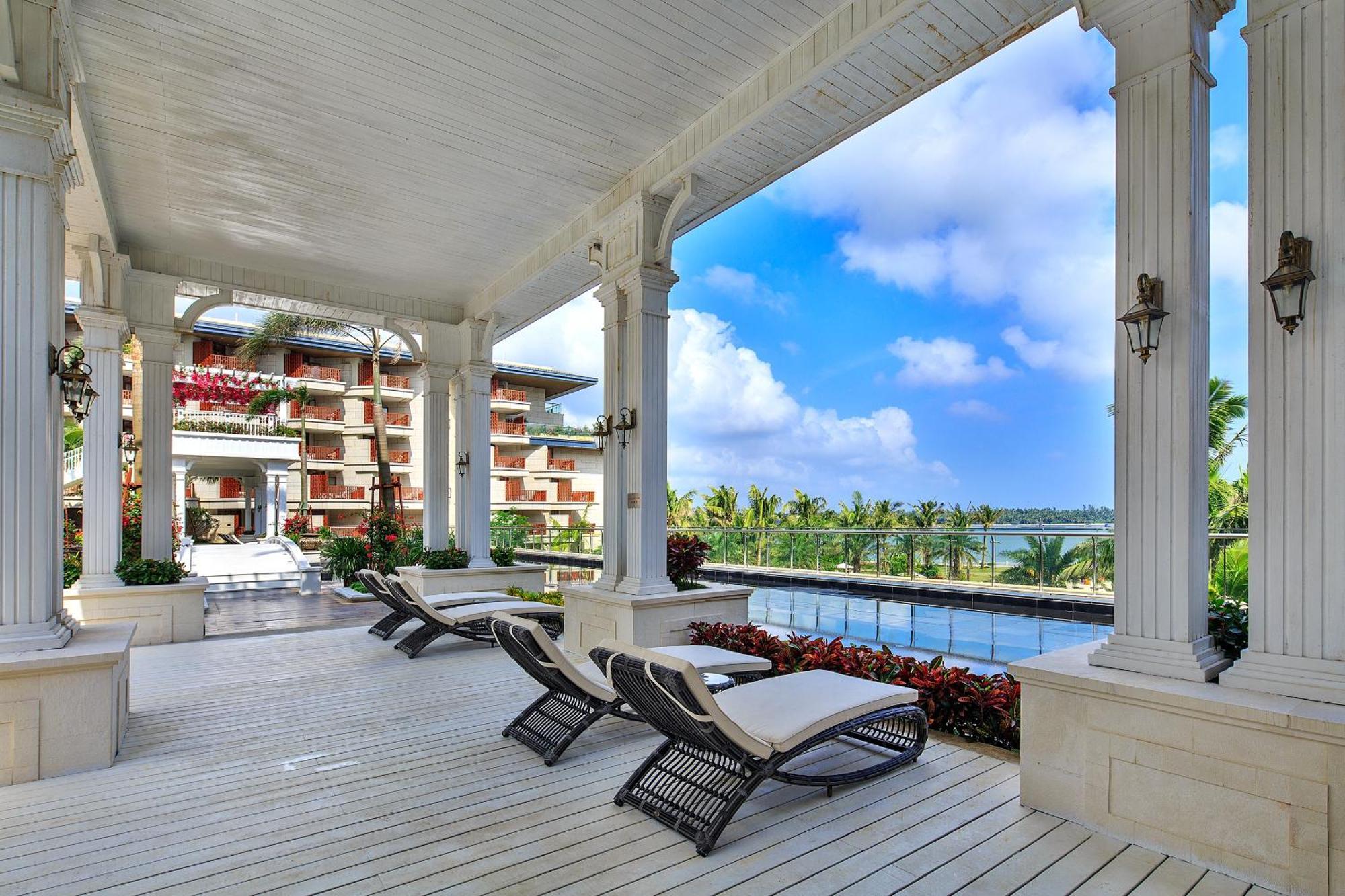 Wyndham Grand Plaza Royale Wenchang Bagian luar foto