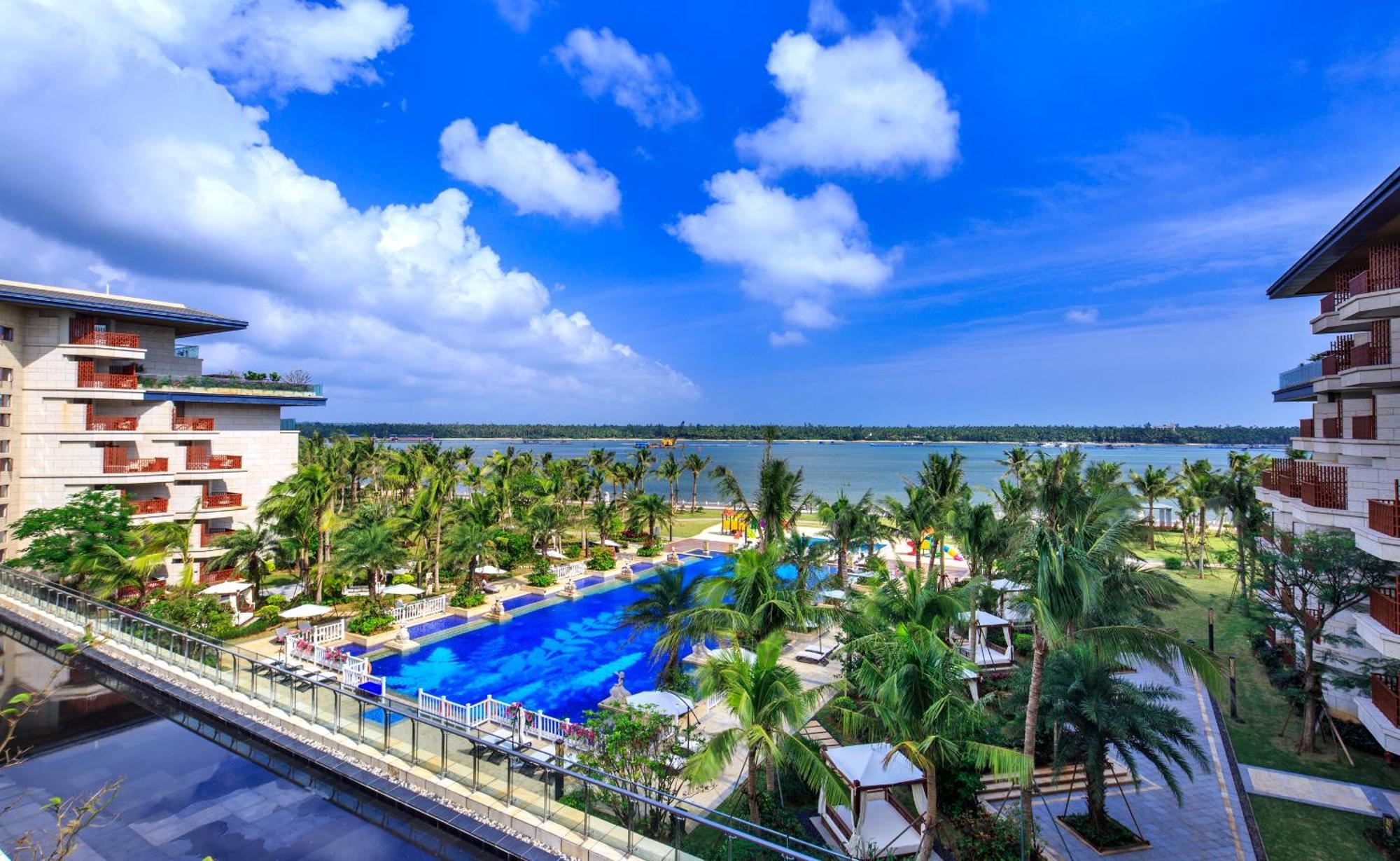 Wyndham Grand Plaza Royale Wenchang Bagian luar foto