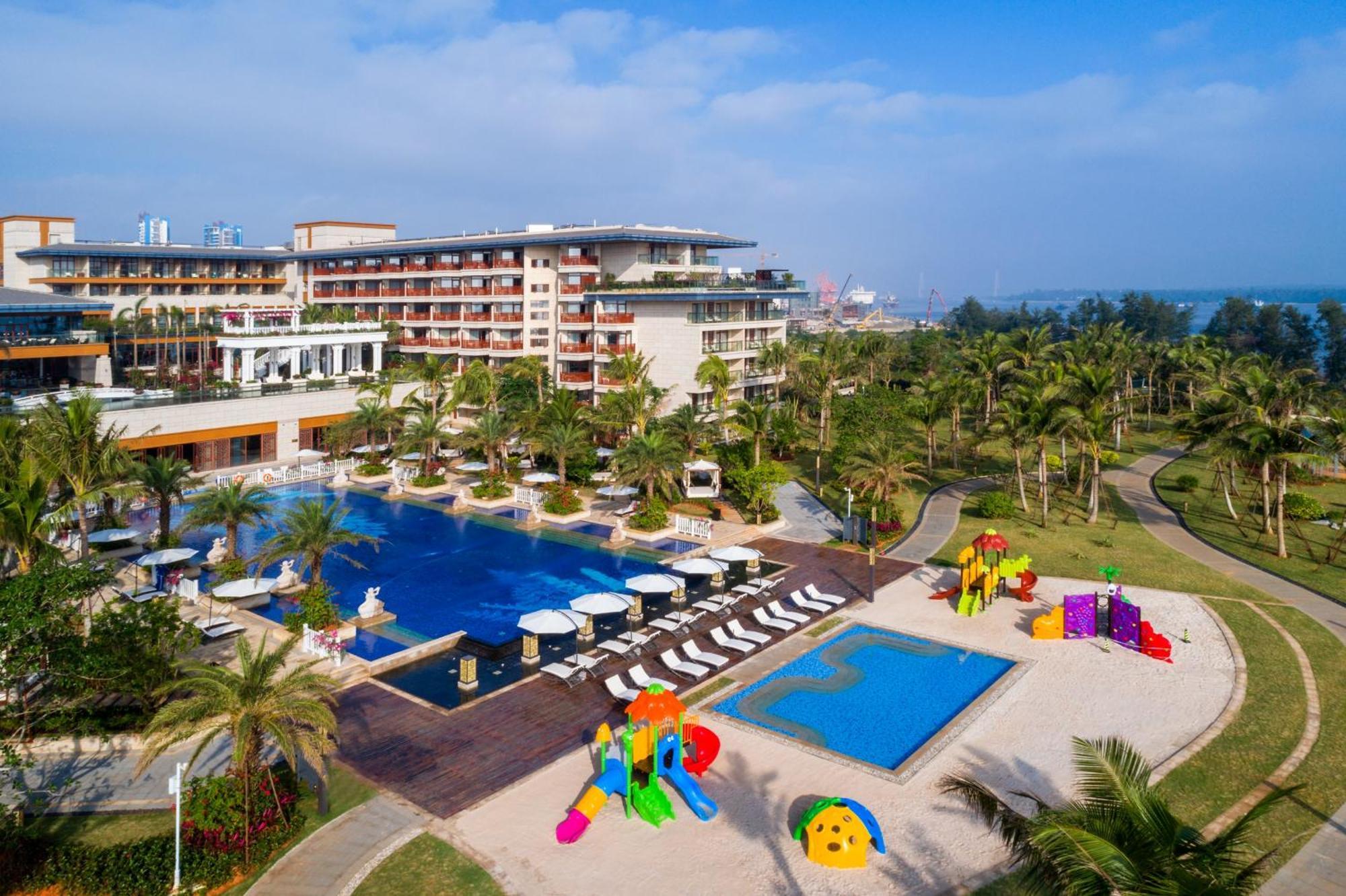 Wyndham Grand Plaza Royale Wenchang Bagian luar foto
