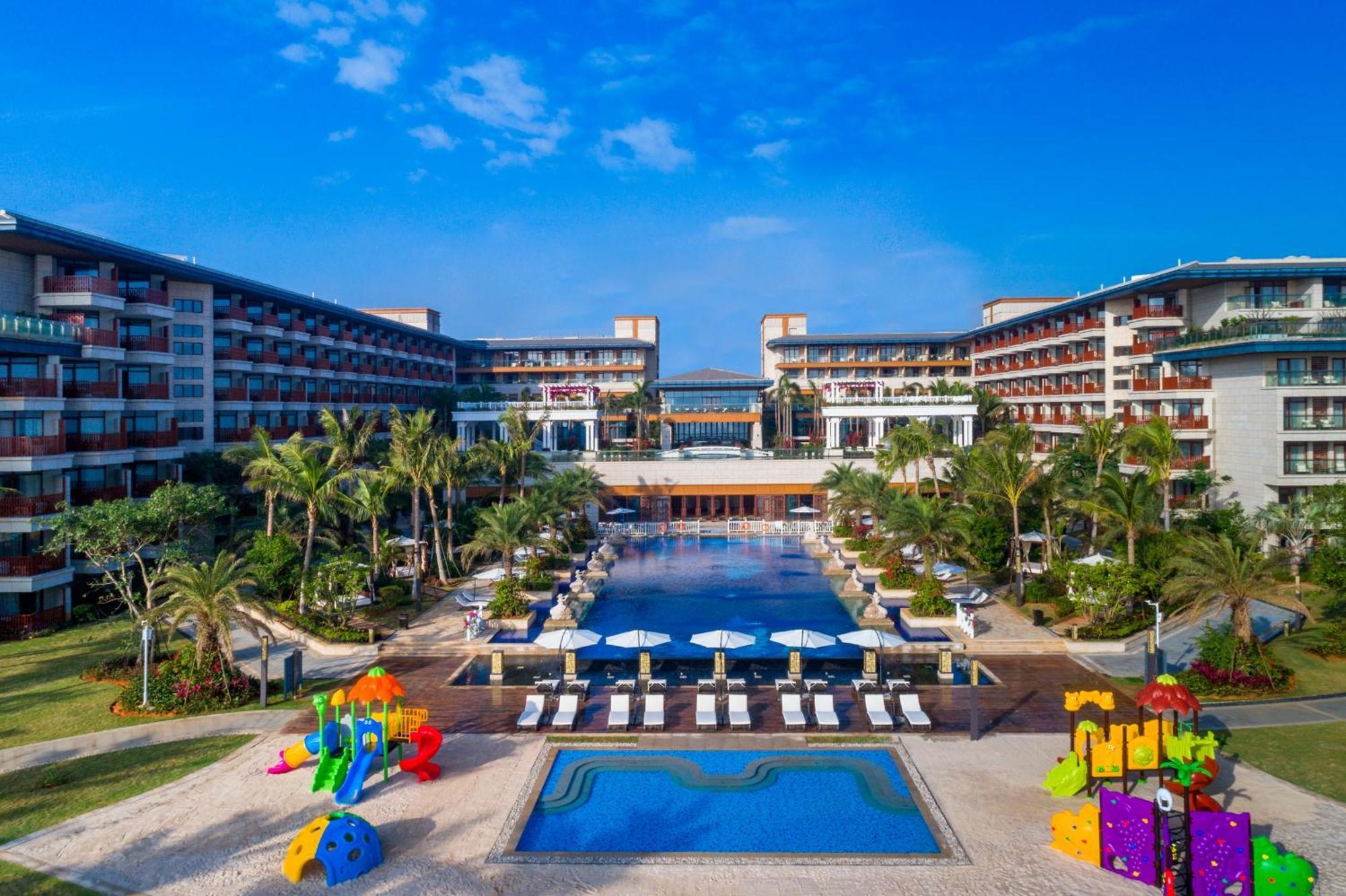 Wyndham Grand Plaza Royale Wenchang Bagian luar foto