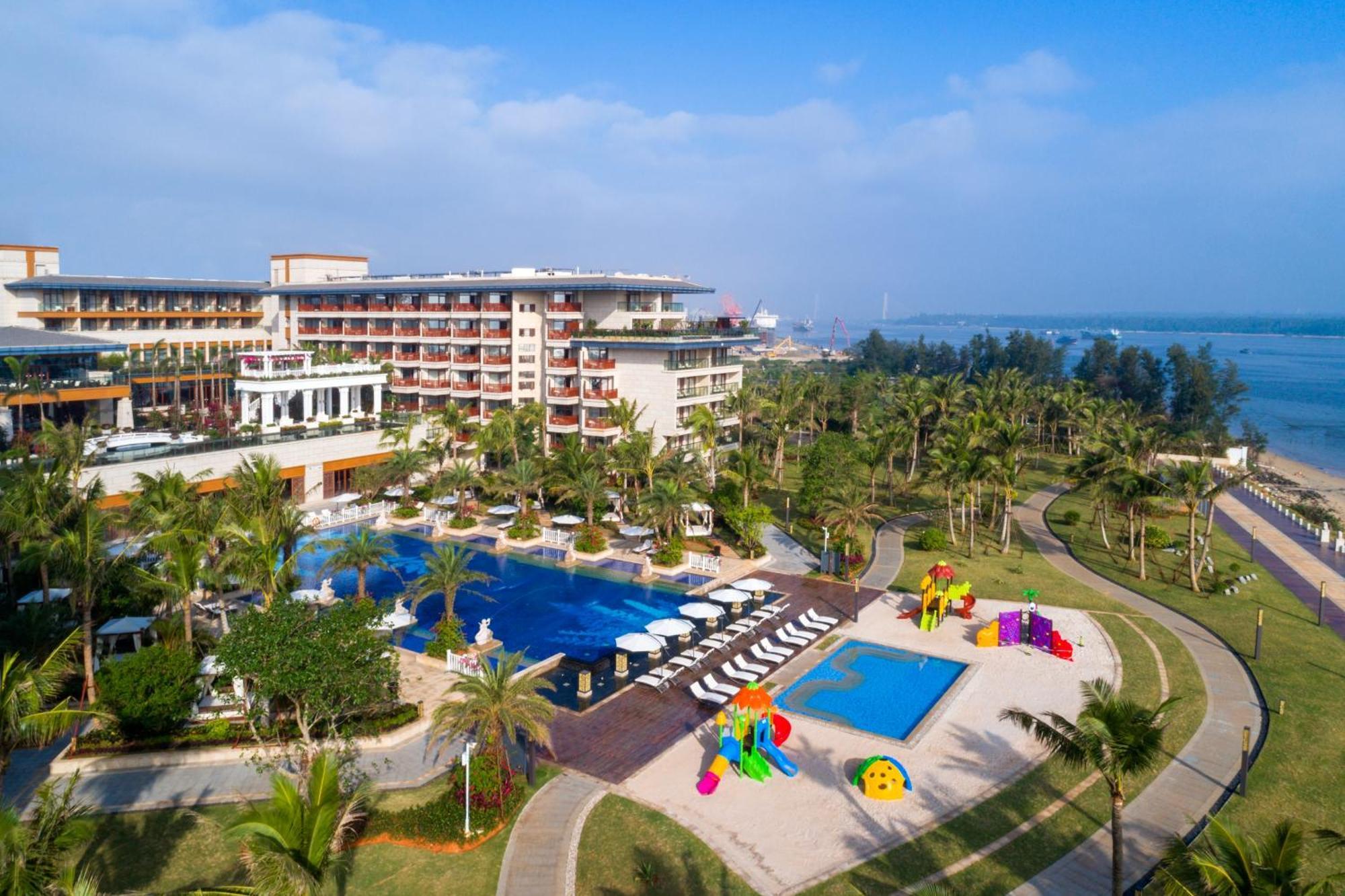 Wyndham Grand Plaza Royale Wenchang Bagian luar foto