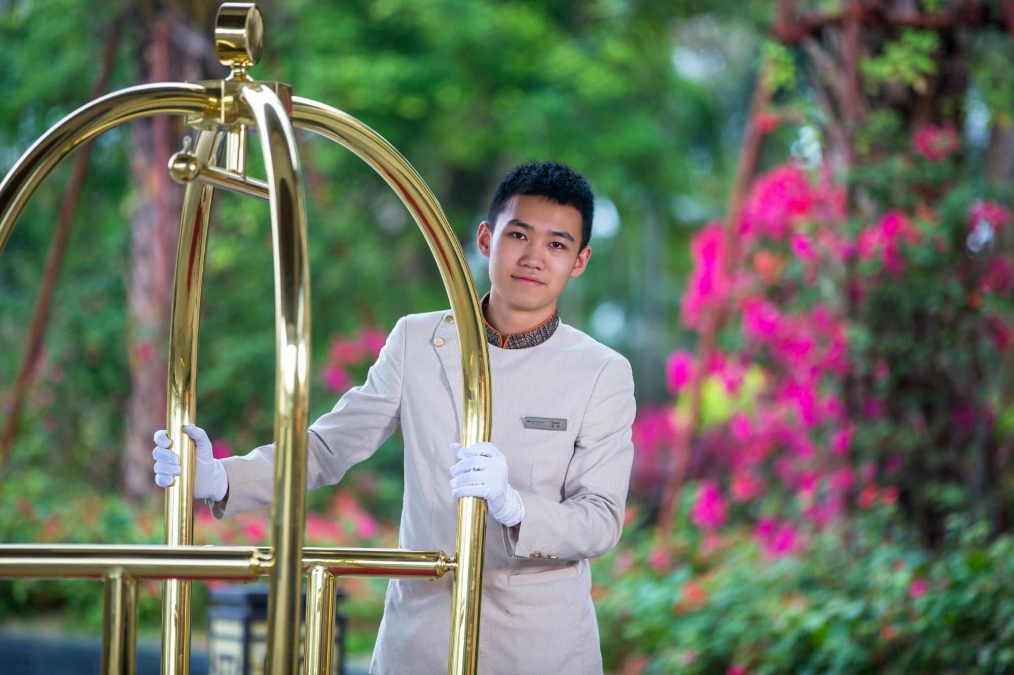 Wyndham Grand Plaza Royale Wenchang Bagian luar foto