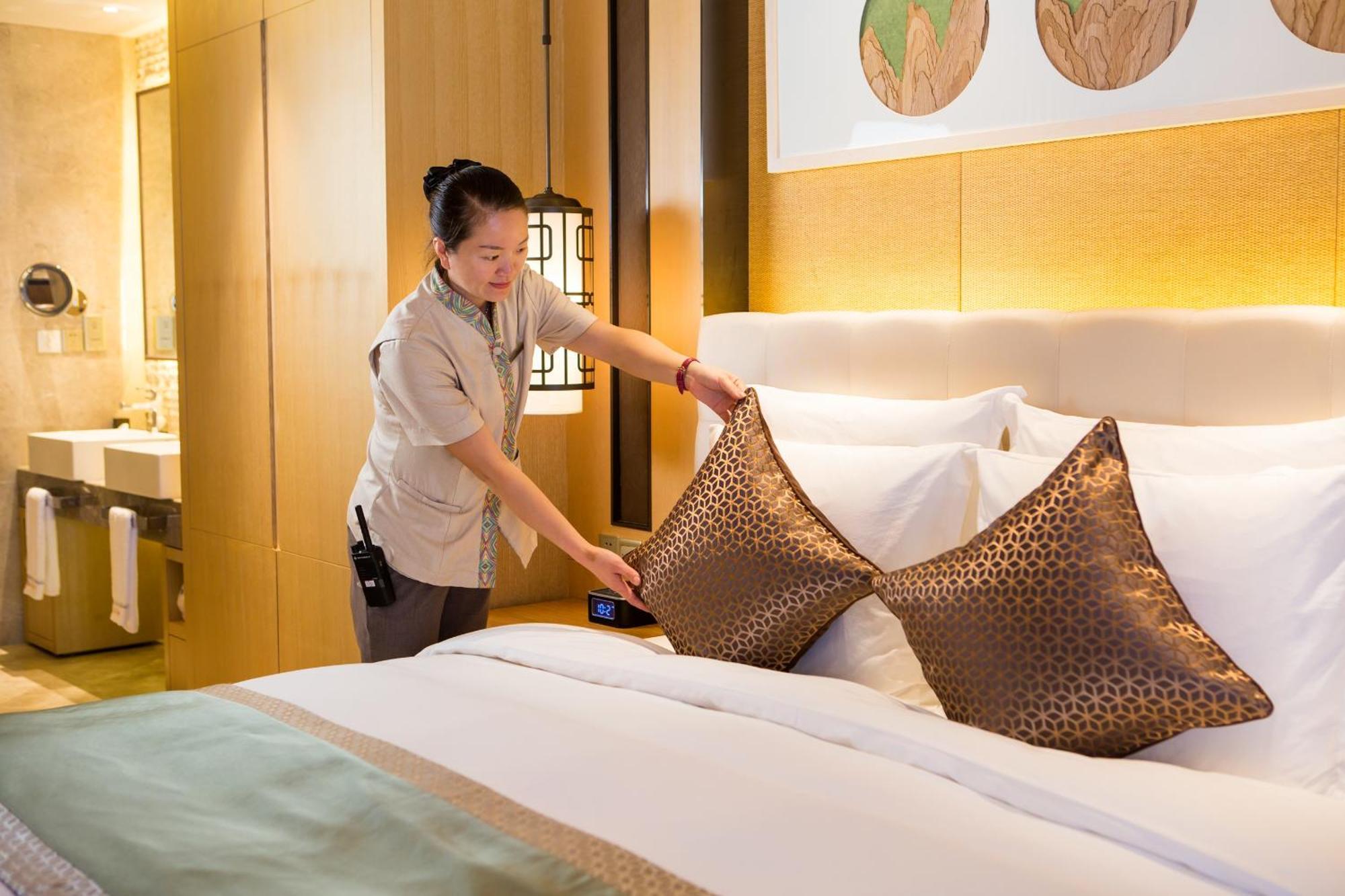 Wyndham Grand Plaza Royale Wenchang Bagian luar foto